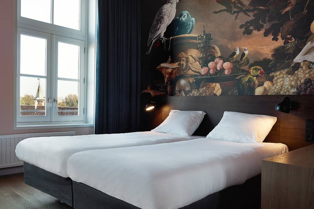 Epic Eden Standard Room Beds - Hotel Mariënhage Eindhoven Domusdela